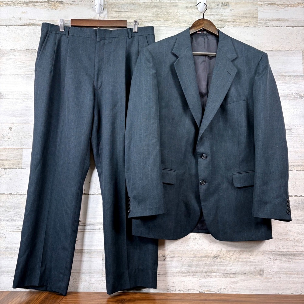 Stafford Suit 44R 36x29 Gray Two Button Pleated Wool Blend Made in USA Corpcore